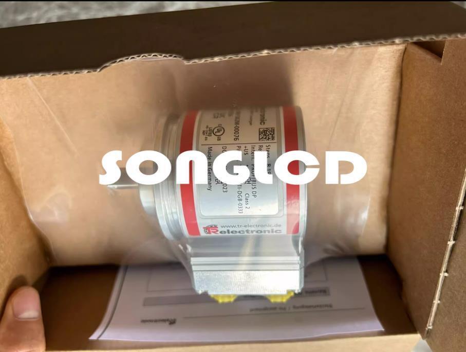 1PCS NEW CMV582M-00076 Integrated Circuit - CMV