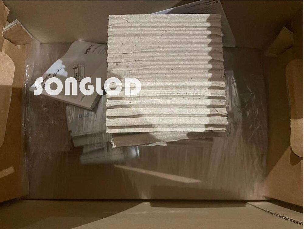 1PCS NEW 2089732 EMME-AS-60-M-LS-ASB - LADDER