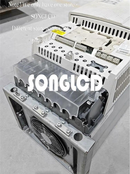 ABB ACS800-01-0100-3+P901 Industrial AC Drive - ABB