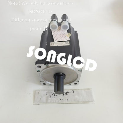 1PCS 8LSA55.EB045D000-3 Servo Motor, No Original Package - OMRON