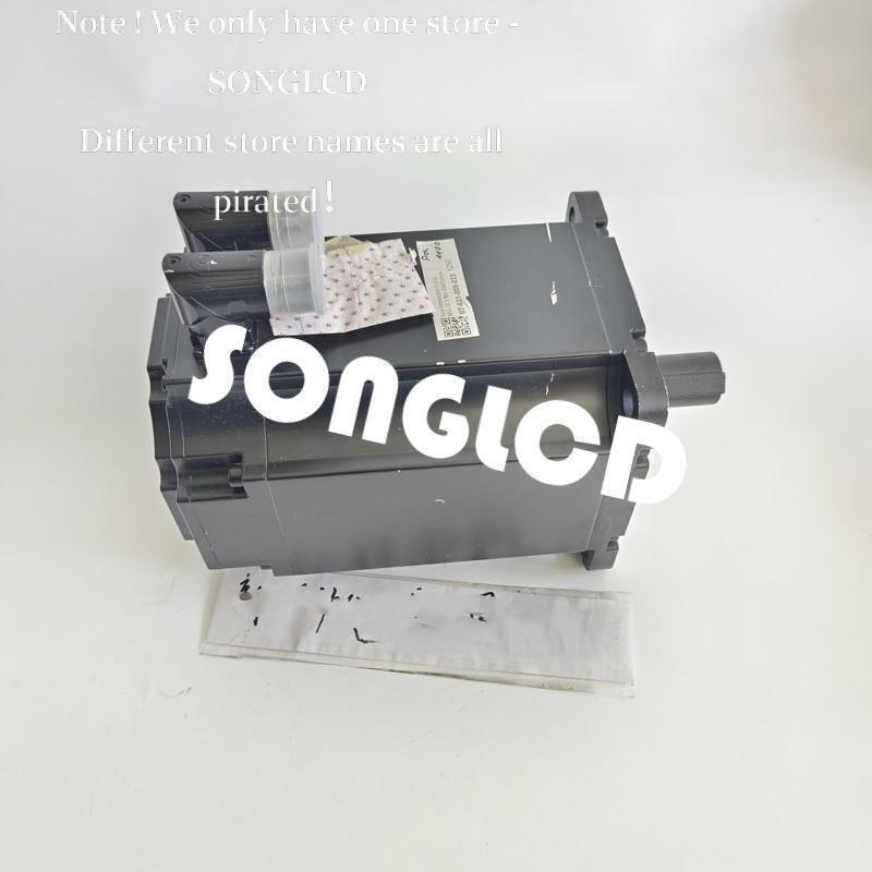1PCS 8LSA55.EB045D000-3 Servo Motor, No Original Package - OMRON
