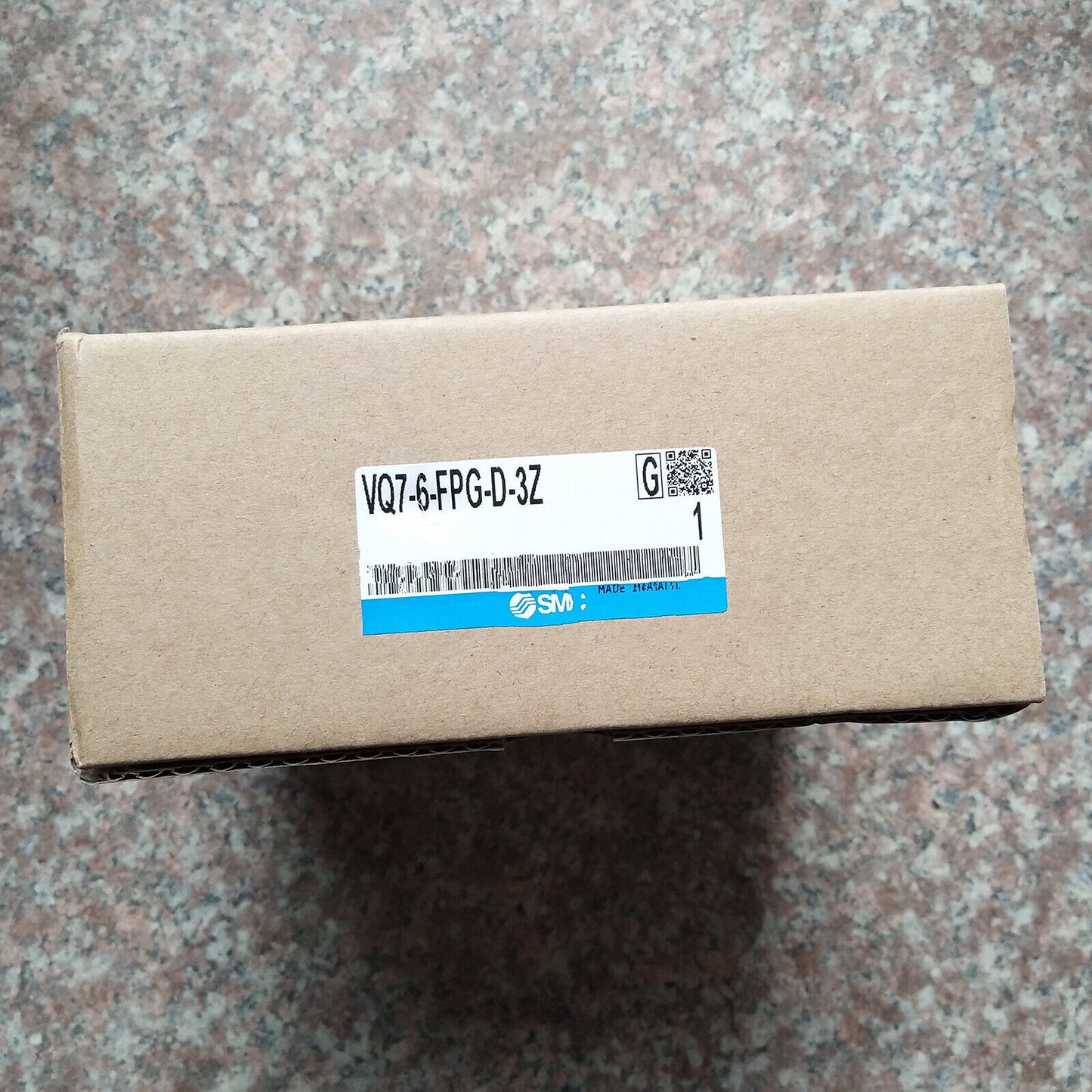 new one SMC Solenoid Valve VQ7-6-FPG-D-3Z SHIP - SMC