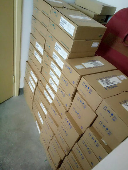 YASKAWA AC SERVO MOTOR SGMAH-01A1A2S SGMAH01A1A2S