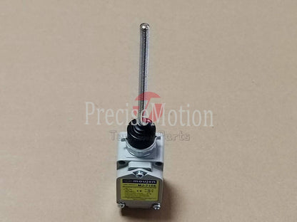 1PCS MJ-7106 ONE Limit switch