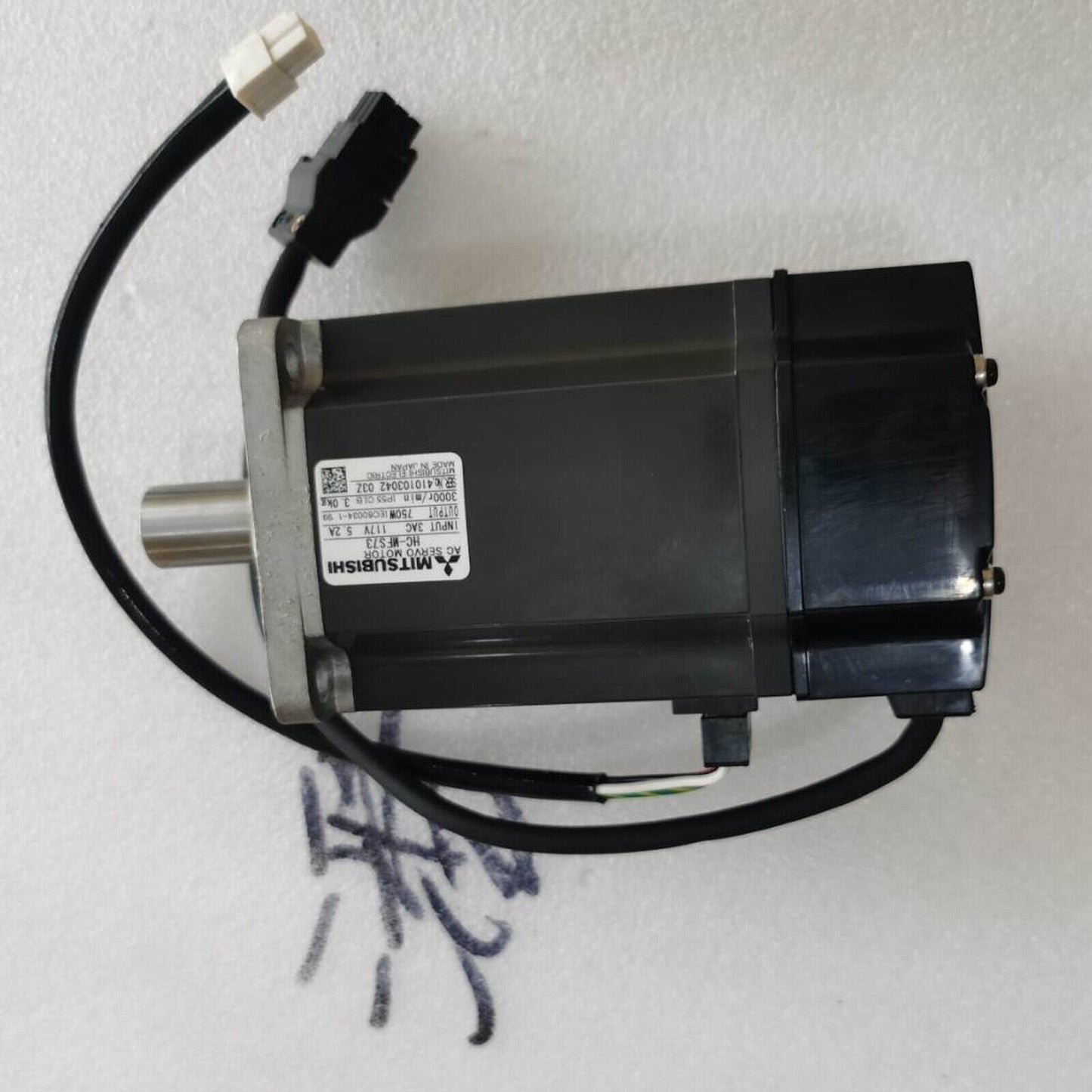 Mitsubishi HC-MFS73 Used Servo Motor – Tested & Reliable - MITSUBISHI