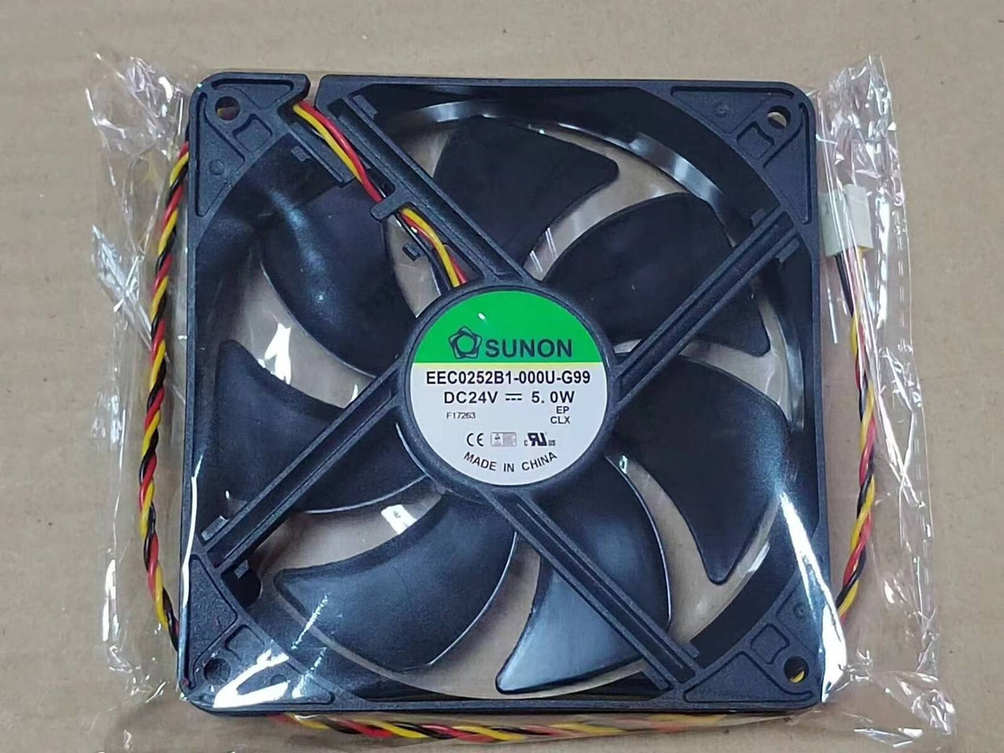 new SUNON EEC0252B1-000U-G99 24V 5W 12025 12CM 3-PIN inverter cooling fan