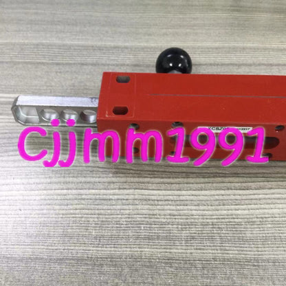 new 1PC Telemecanique limit switch insert XCSZ05 - TELEMECANIQUE