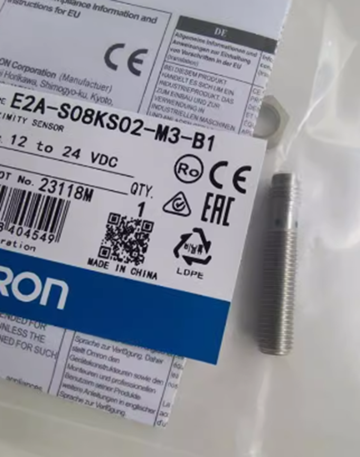 new  Omron E2A-S08KS02-M3-B1 E2AS08KS02M3B1 Sensor