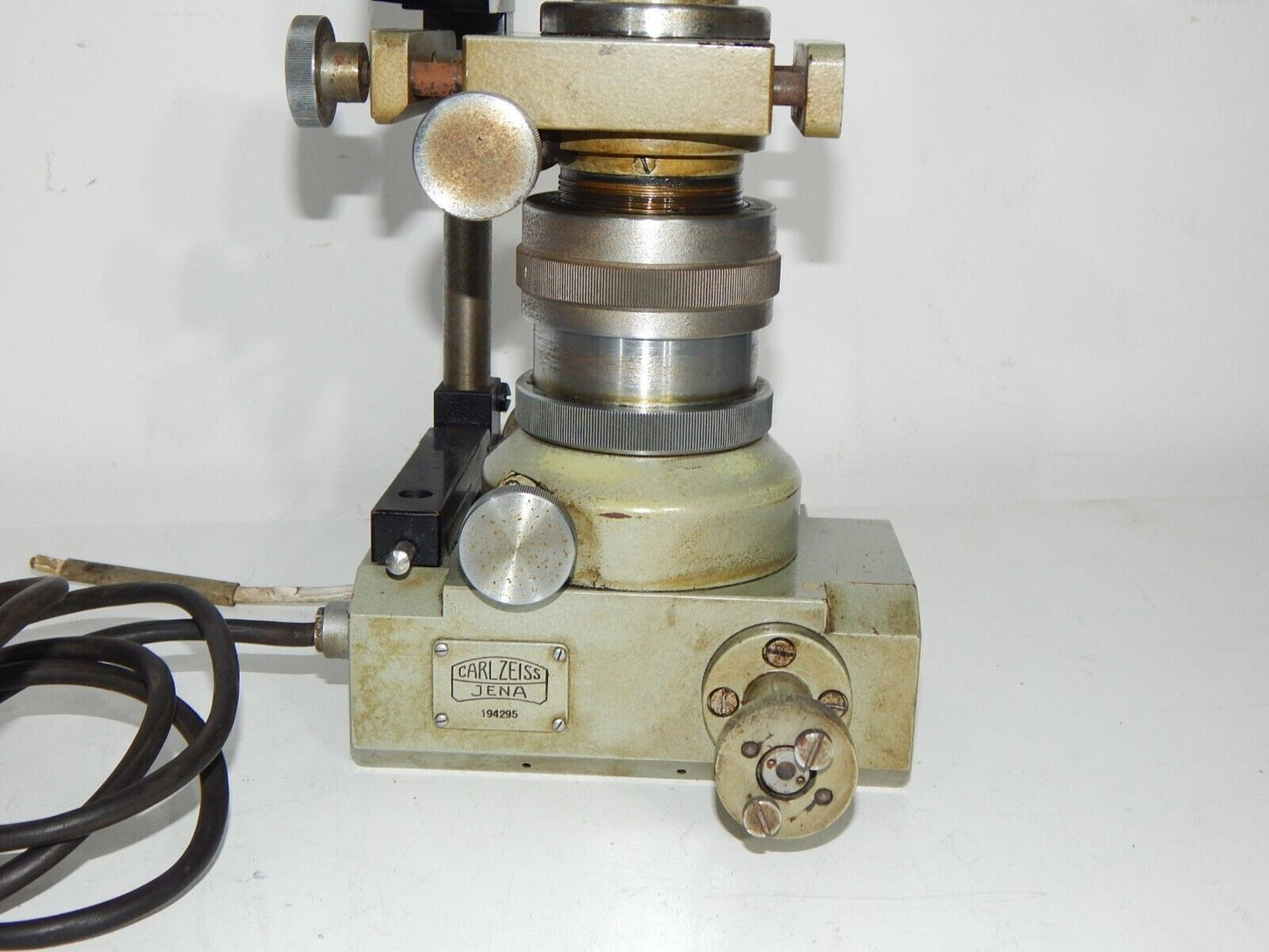 used Measuring device used for various measurements in laboratory and industrial settings with high precision measurements zeiss jena model - CARL ZEISS JENA