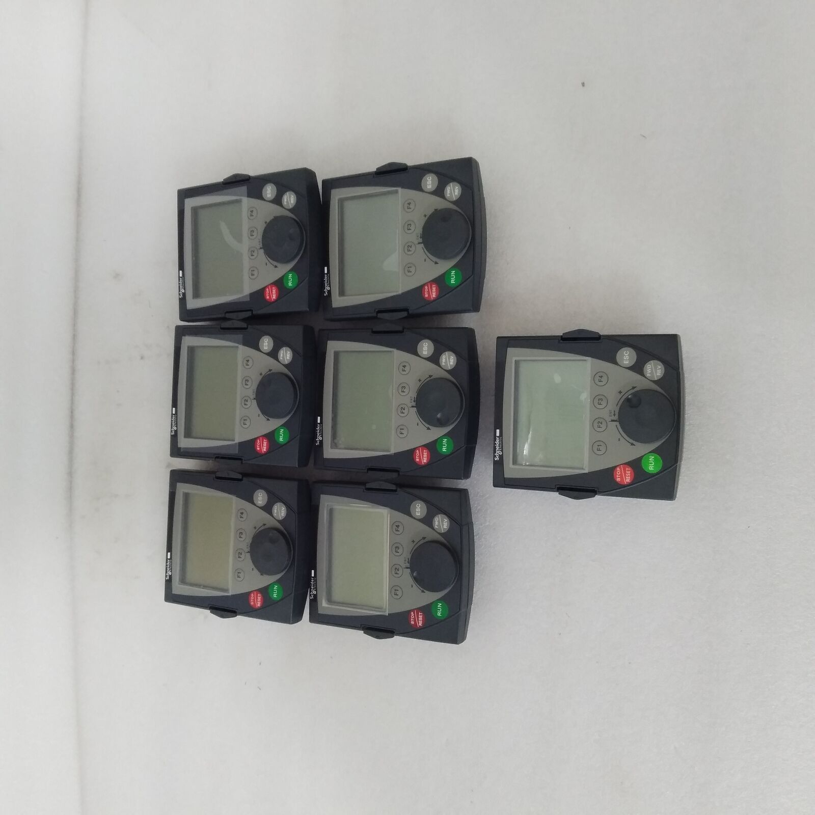 new Sent within 24 hours model VW3A1101 - SENT PRODUCTS