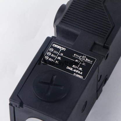 1PCS OMRON Safety Door Switch D4GL-4HFA-A
