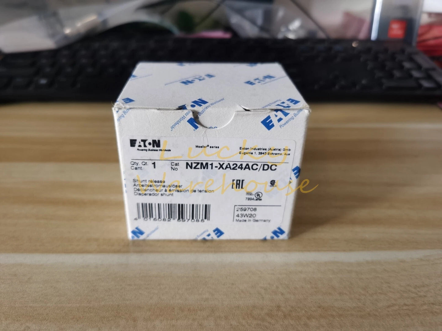 1PCS Eaton Moeller NZM1-XA24AC/DC Shunt Release In Box