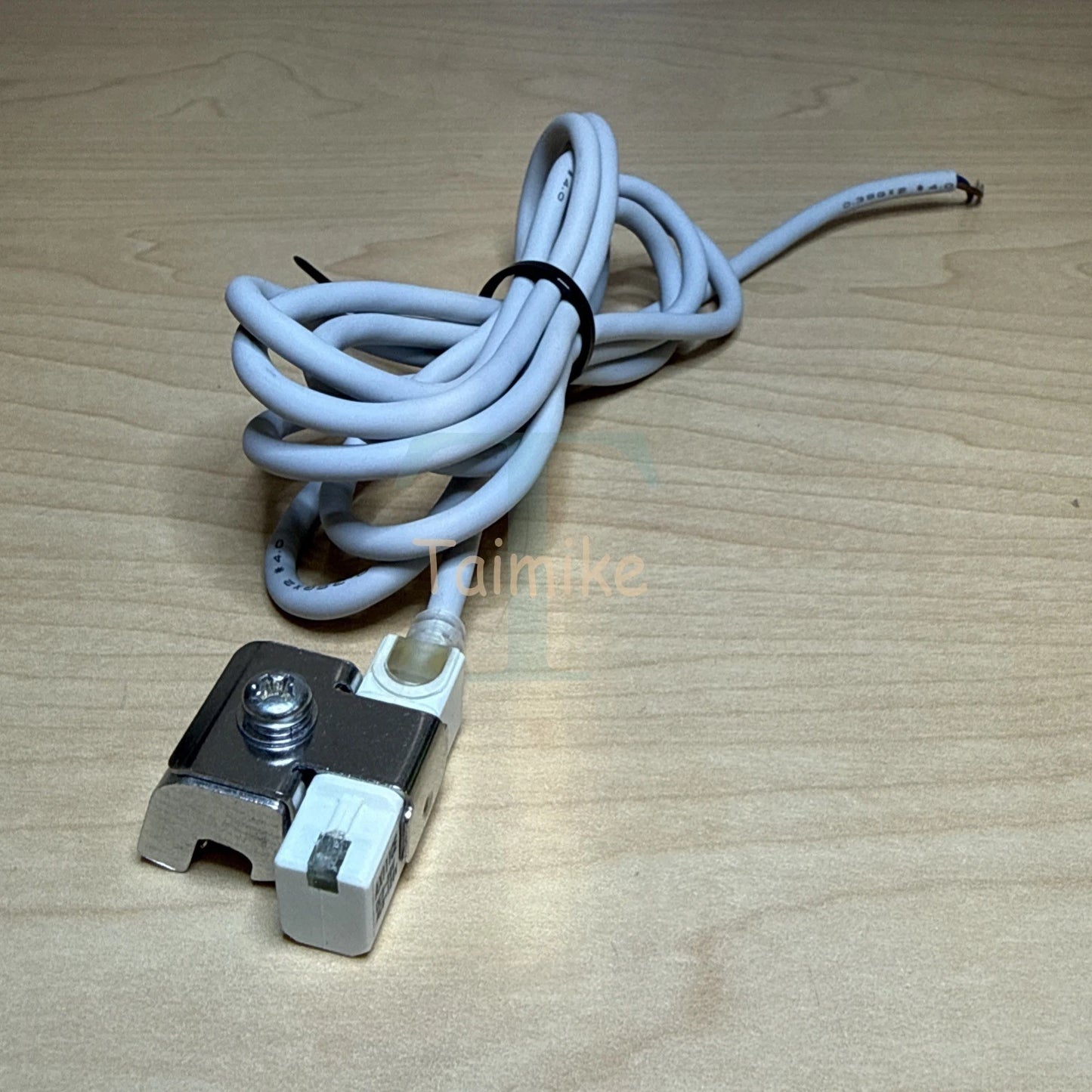 ! TAIYO AX111CE Magnetic Reed Switch Proximity Sensor DC5-30V AC5-120V