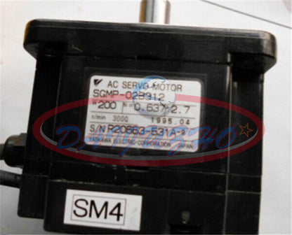 used 1PCS Yaskawa Servo Motor SGMP-02B312 200W - YASKAWA