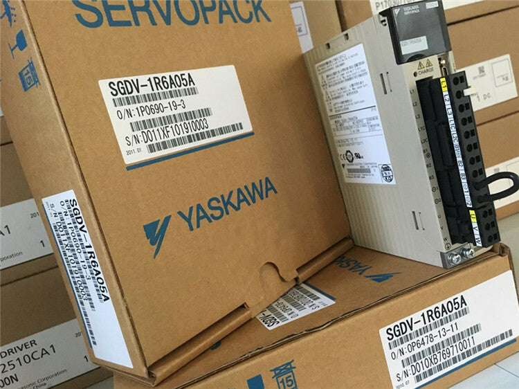 1PC YASKAWA AC SERVO DRIVER SGDV-1R6A05A