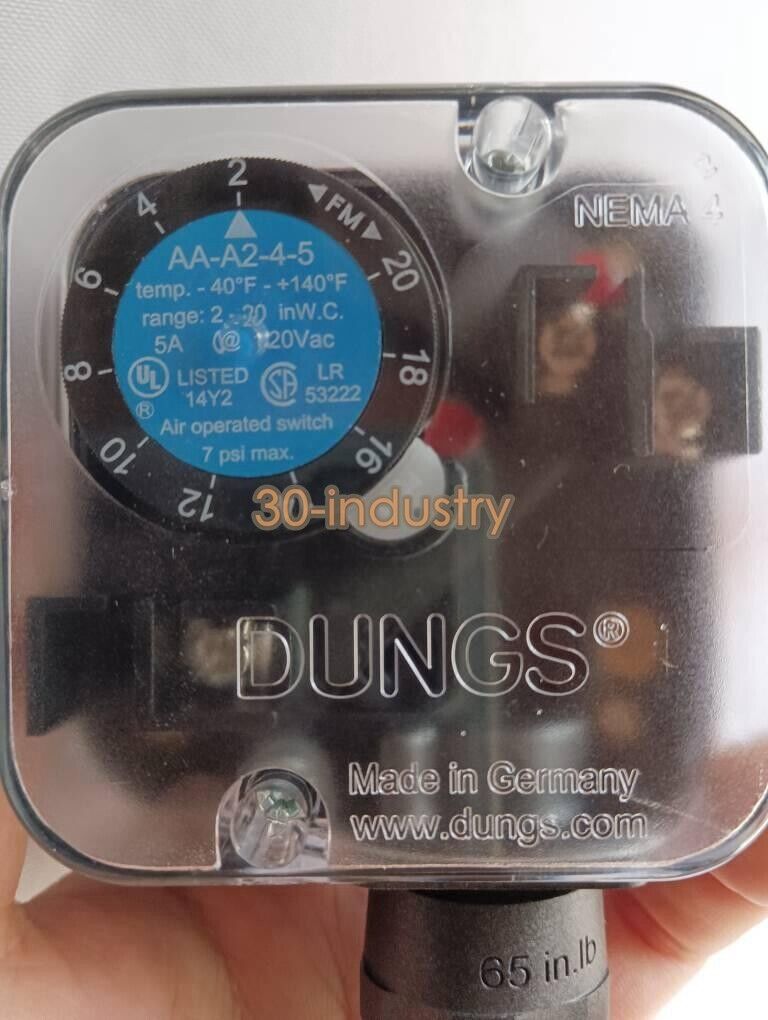 1PCS NEW FOR DUNGS AA-A2-4-5 AAA245 pressure switch DUNGS