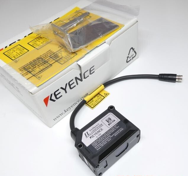 New NIB Keyence Laser Sensor IL-100 in Box - KEYENCE