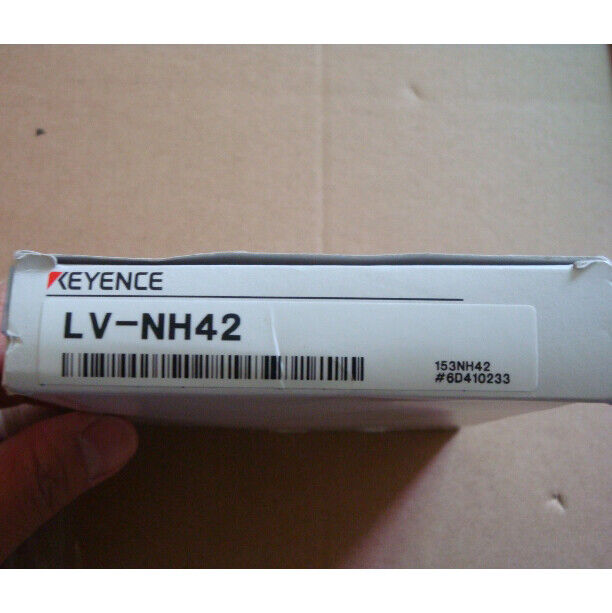 KEYENCE Laser Sensor LV-NH42 1PC - KEYENCE