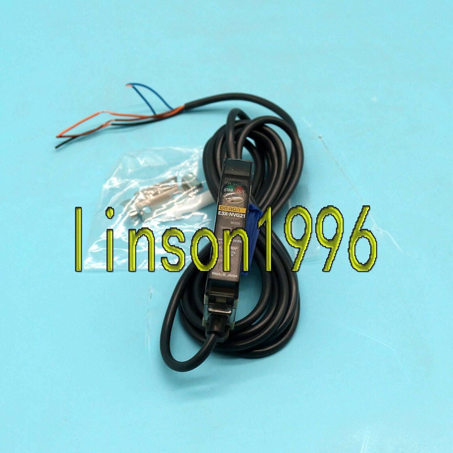 Omron E3X-NVG21 Photoelectric Sensor - OMRON