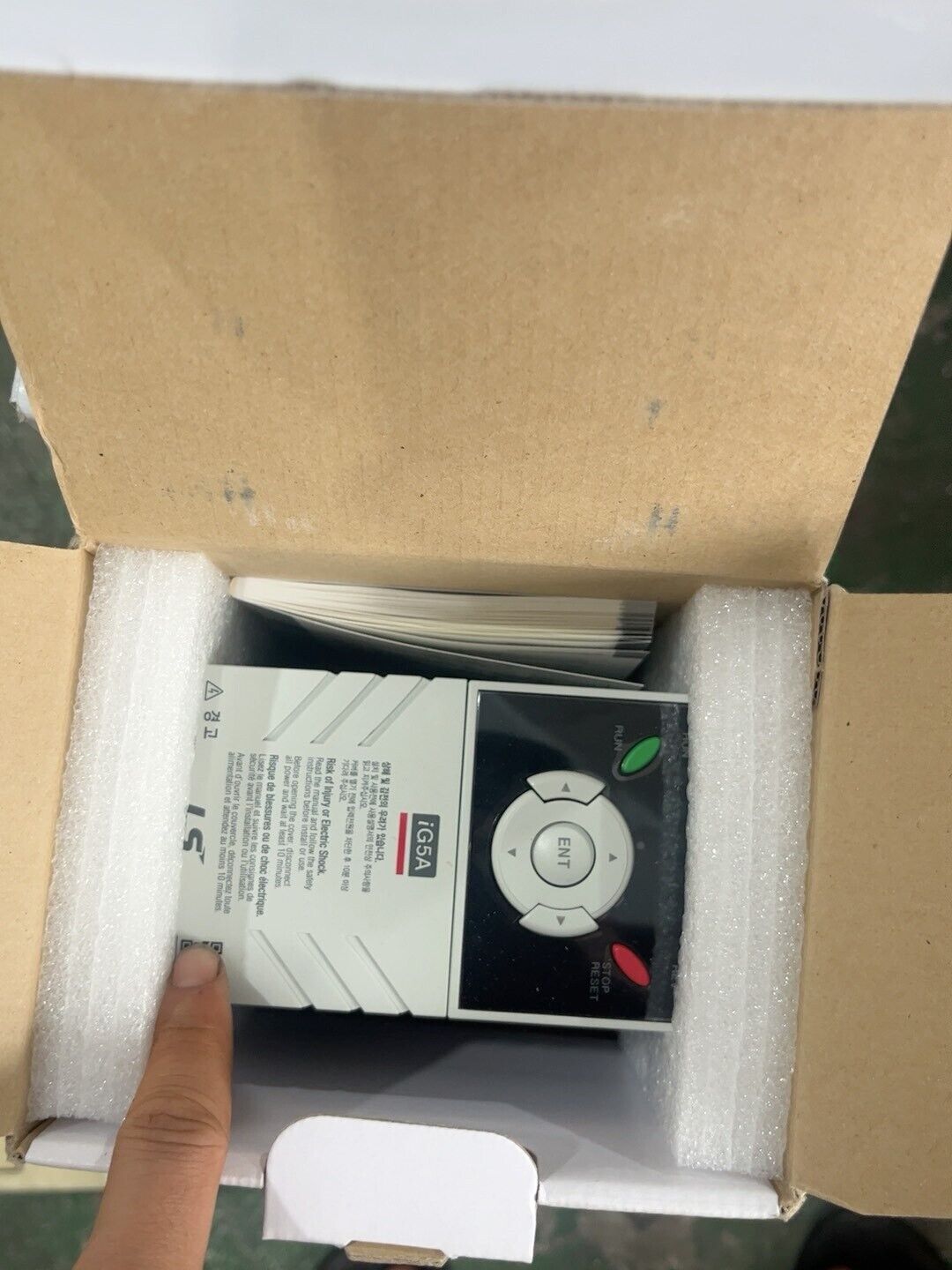 new 1PC LS LG SV008iG5A-2 Inverter SV008iG5A2 0.75KW 220V ping - LG