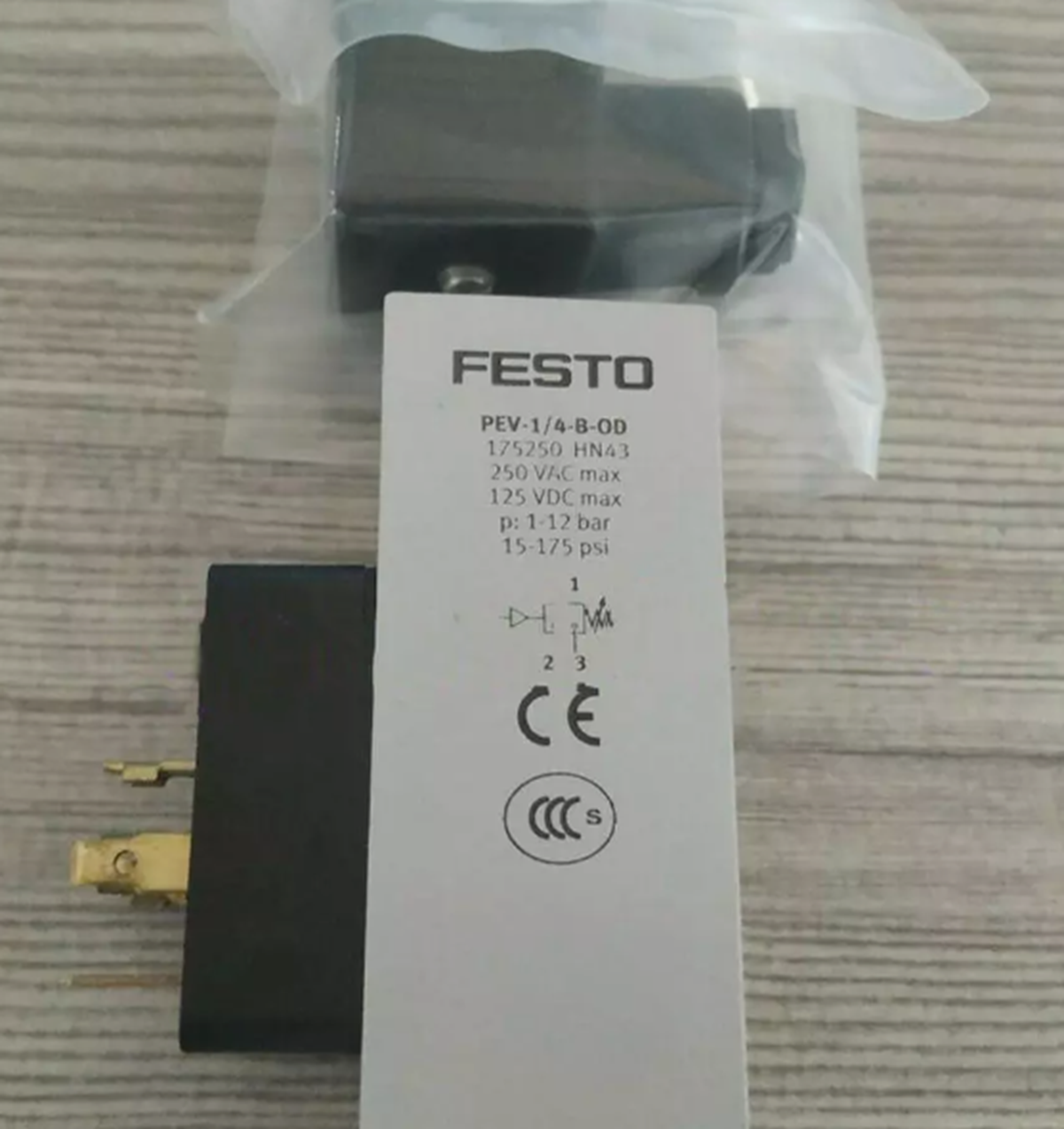 new 1 PCS FESTO Pressure Switch PEV-1/4-B-OD 175250 - FESTO