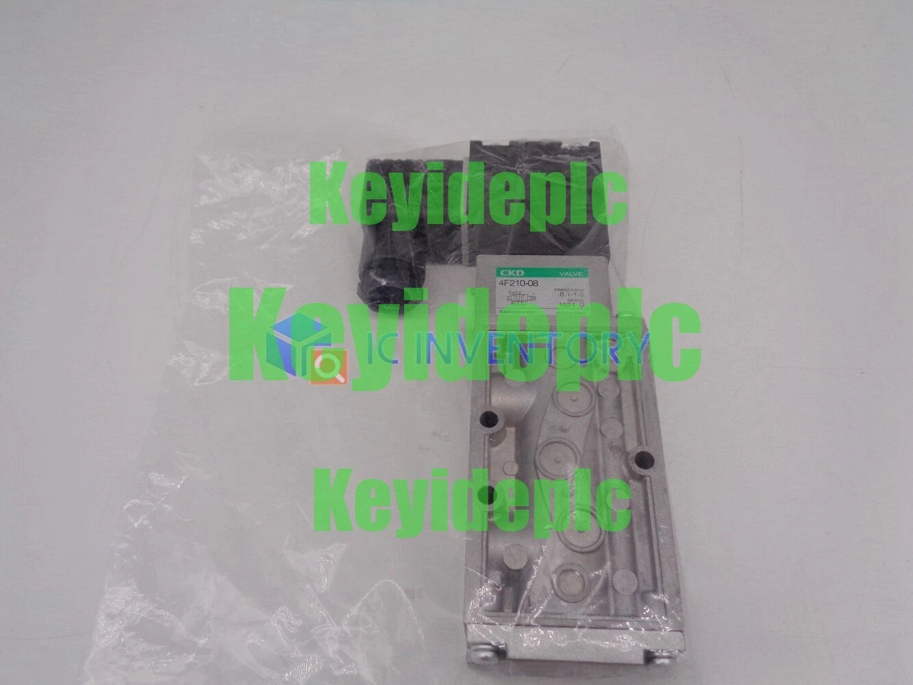 1PCS CKD Solenoid Valve 4F210-08-DC24V #F #ke