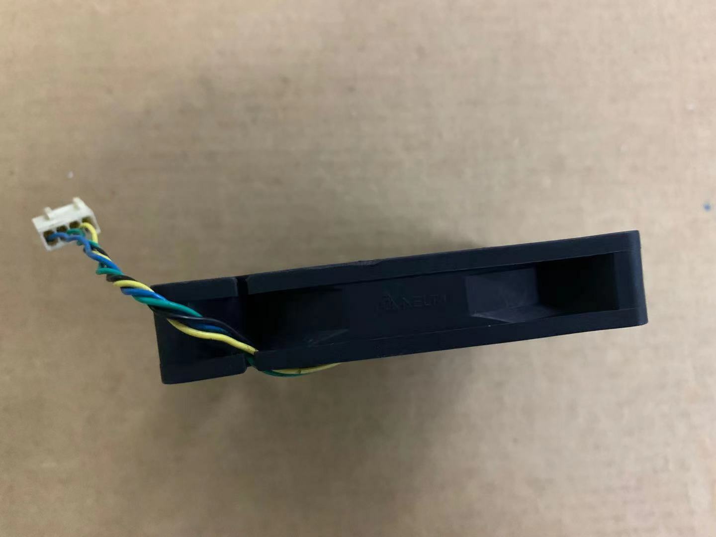 new Delta EFC0812DB 8015 12V 0.50A 8CM 80*80*15MM PWM 4pin fan