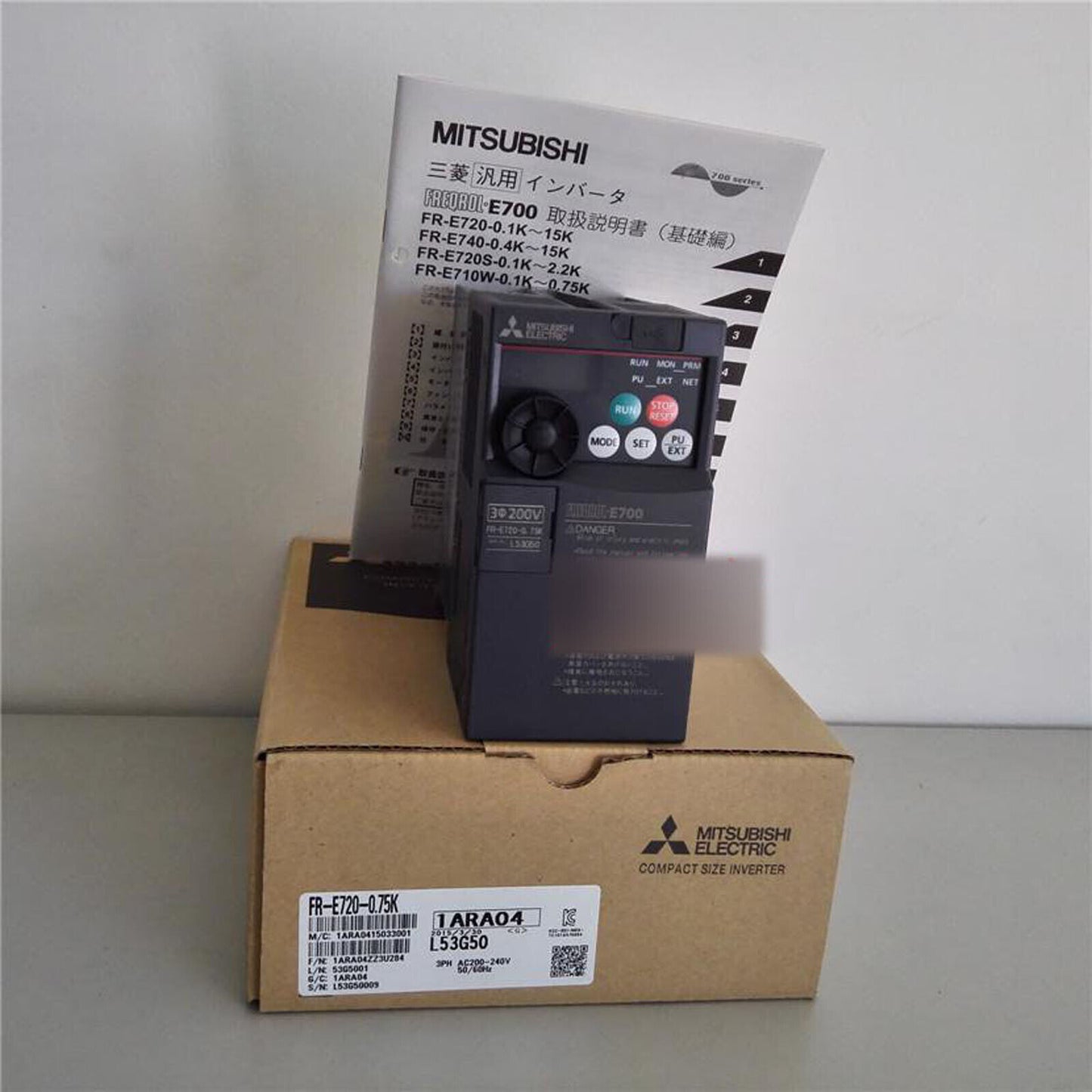 Mitsubishi Frequency Converter FR-E720-0.75K, 1-Year Warranty - MITSUBISHI