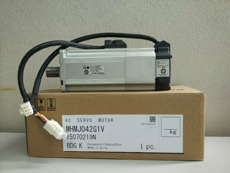 new One Panasonic AC Servo Motor MHMJ042G1V 400W - PANASONIC