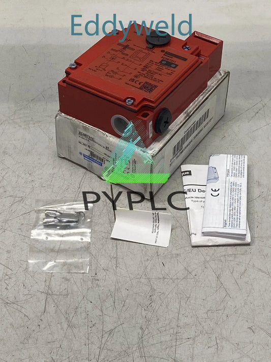 1Pc XCSE7311 1PC Schneider Electric XCSE7311 Safety Switch Telemecanique