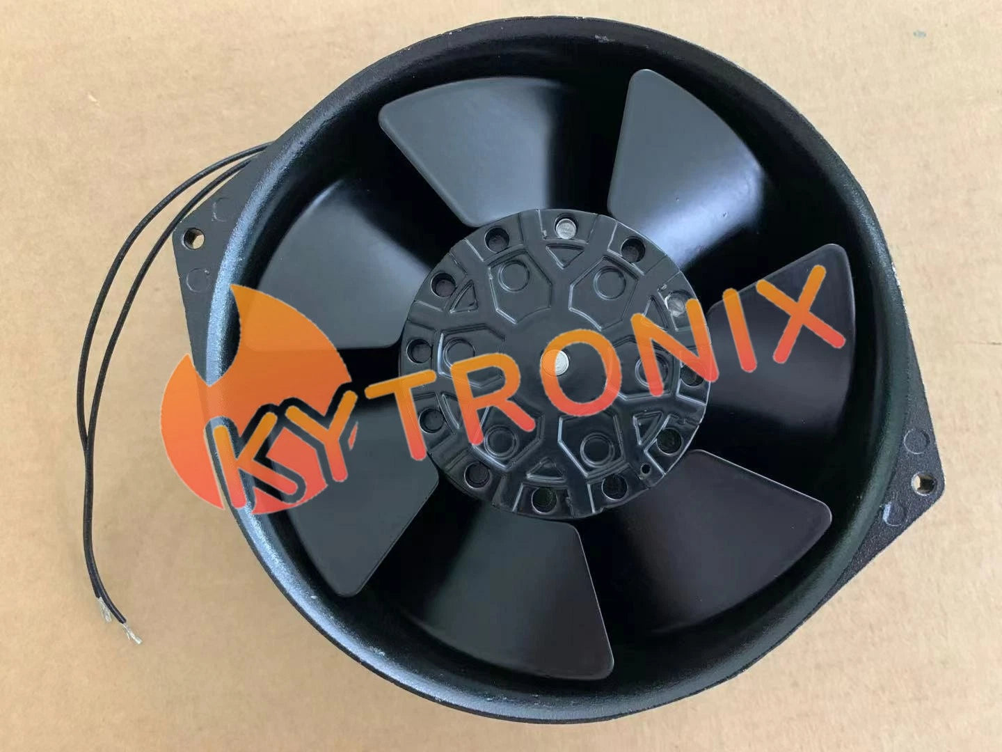 ORIGIANL ROYAL FAN TYPE UT655D-TP(B56) 200V axial flow cooling fan 172*150×55mm