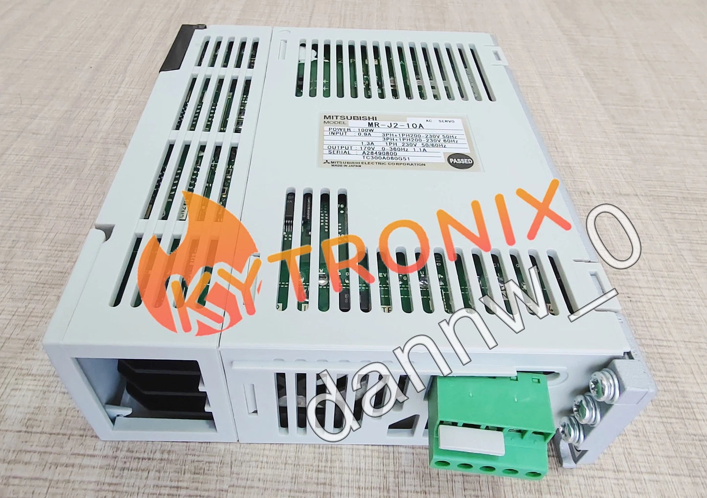 1PC MITSUBISHI MR-J2-10A Servo Driver