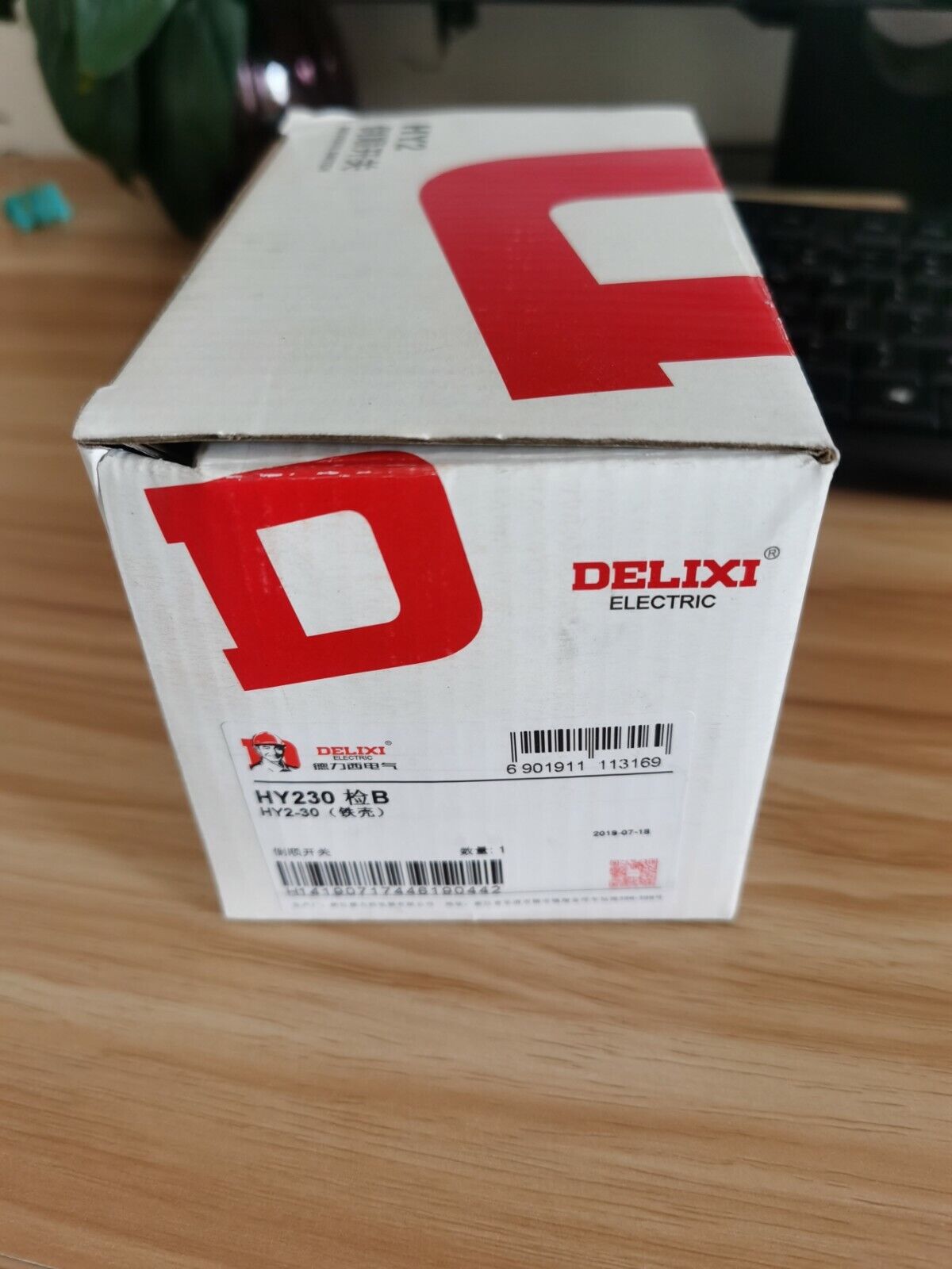 new 1PCS DELIXI HY2-30 HY230 30A 5.5KW REVERSE SWITCH - DELIXI