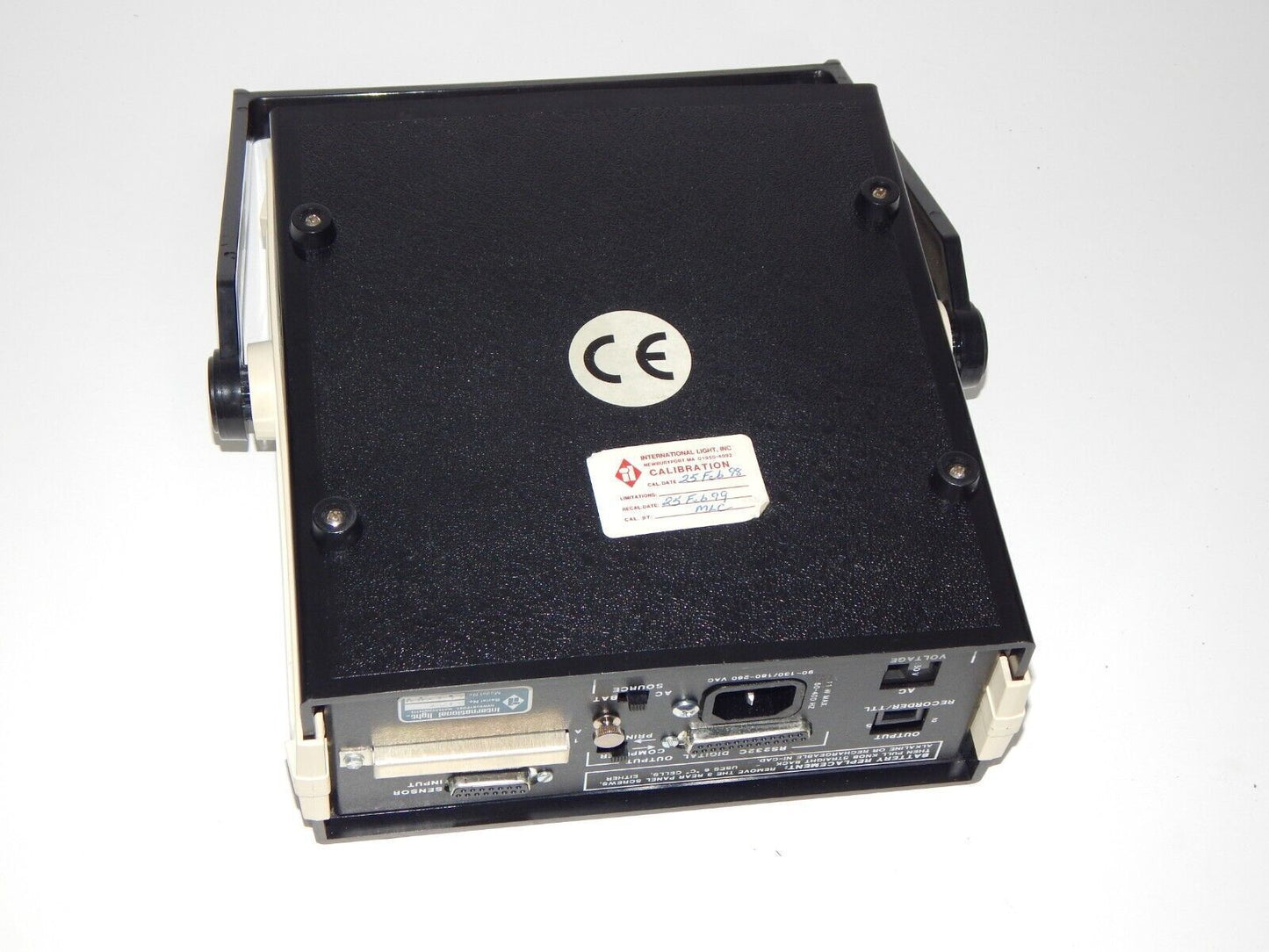 IL1700 Research Radiometer - Used - INTERNATIONAL LIGHT TECHNOLOGIES