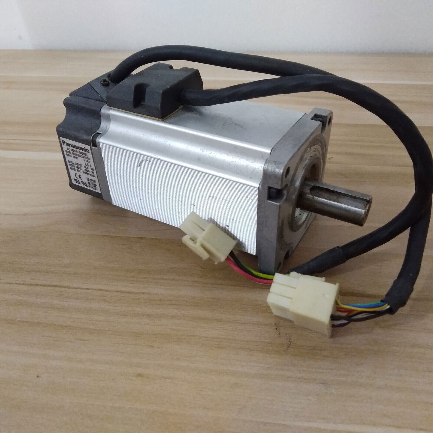 used within 24 hours Panasonic servo motor MUMS042A1GOS refurbished - PANASONIC
