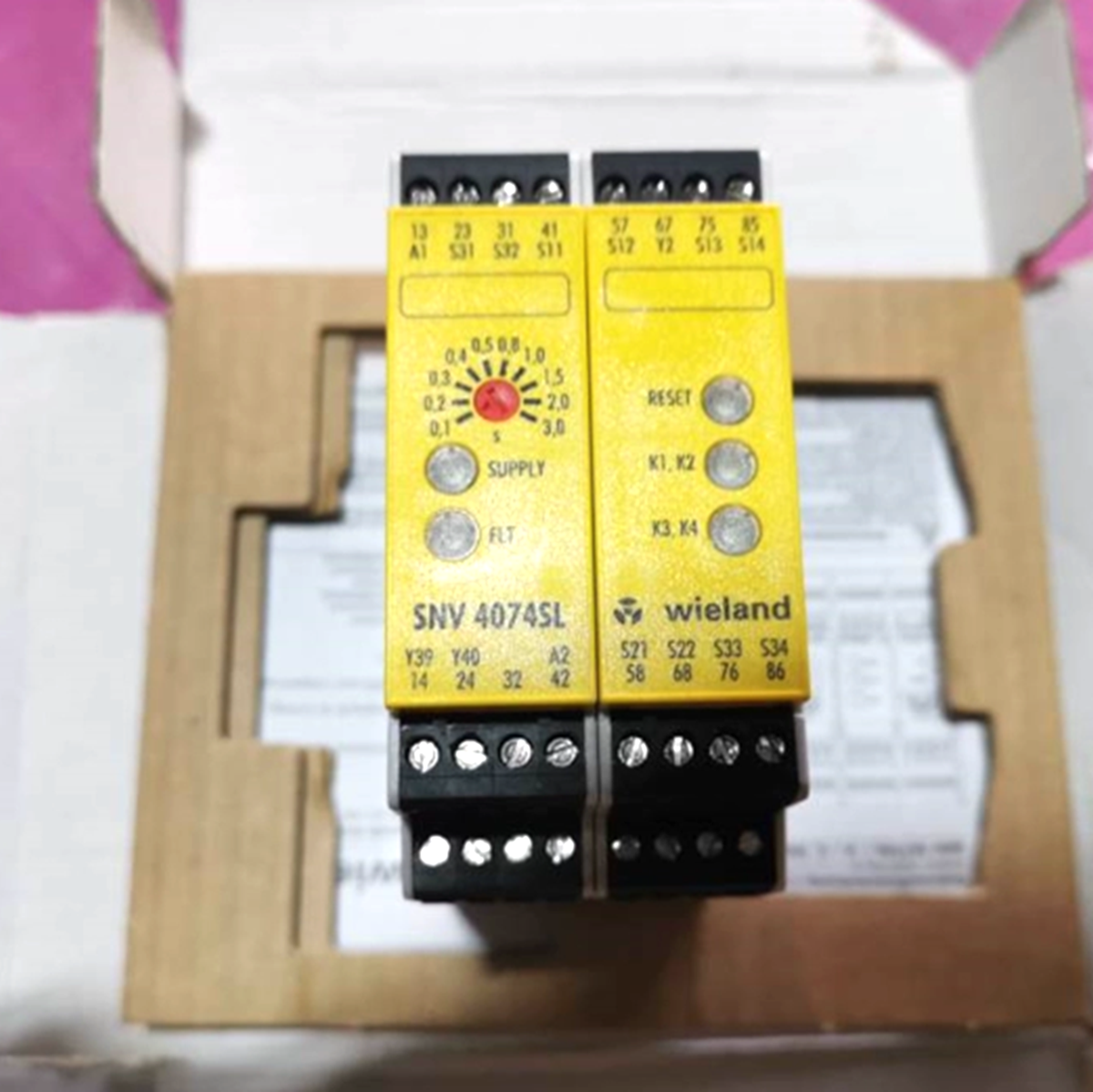 WIELAND SNV4074SL Safety Relay - WIELAND