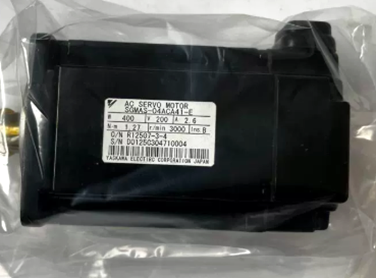 Yaskawa SGMAS-04ACA41-E Servo Motor SGMAS04ACA41E - YASKAWA