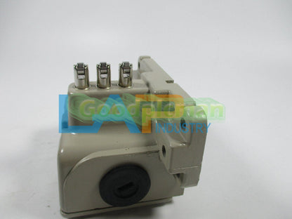 1Pcs For Omron limit switch VB-3221 10A 125.250VAC
