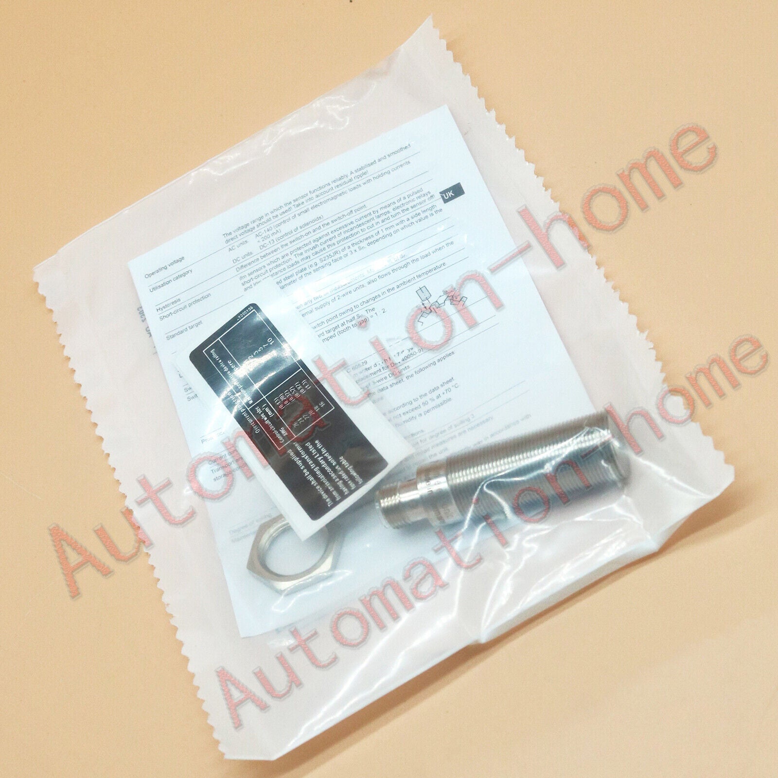 new 1 PCS  For IFM proximity switch sensor IGT247