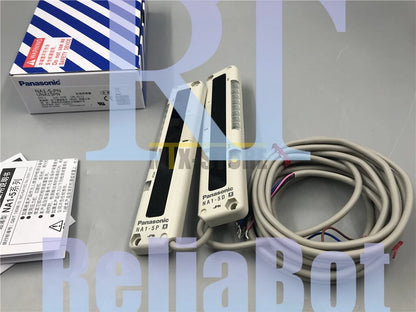 1pcs Panasonic/SUNX NA1-5-PN (NA1-5D-PN+NA1-5P-PN) Area Sensor