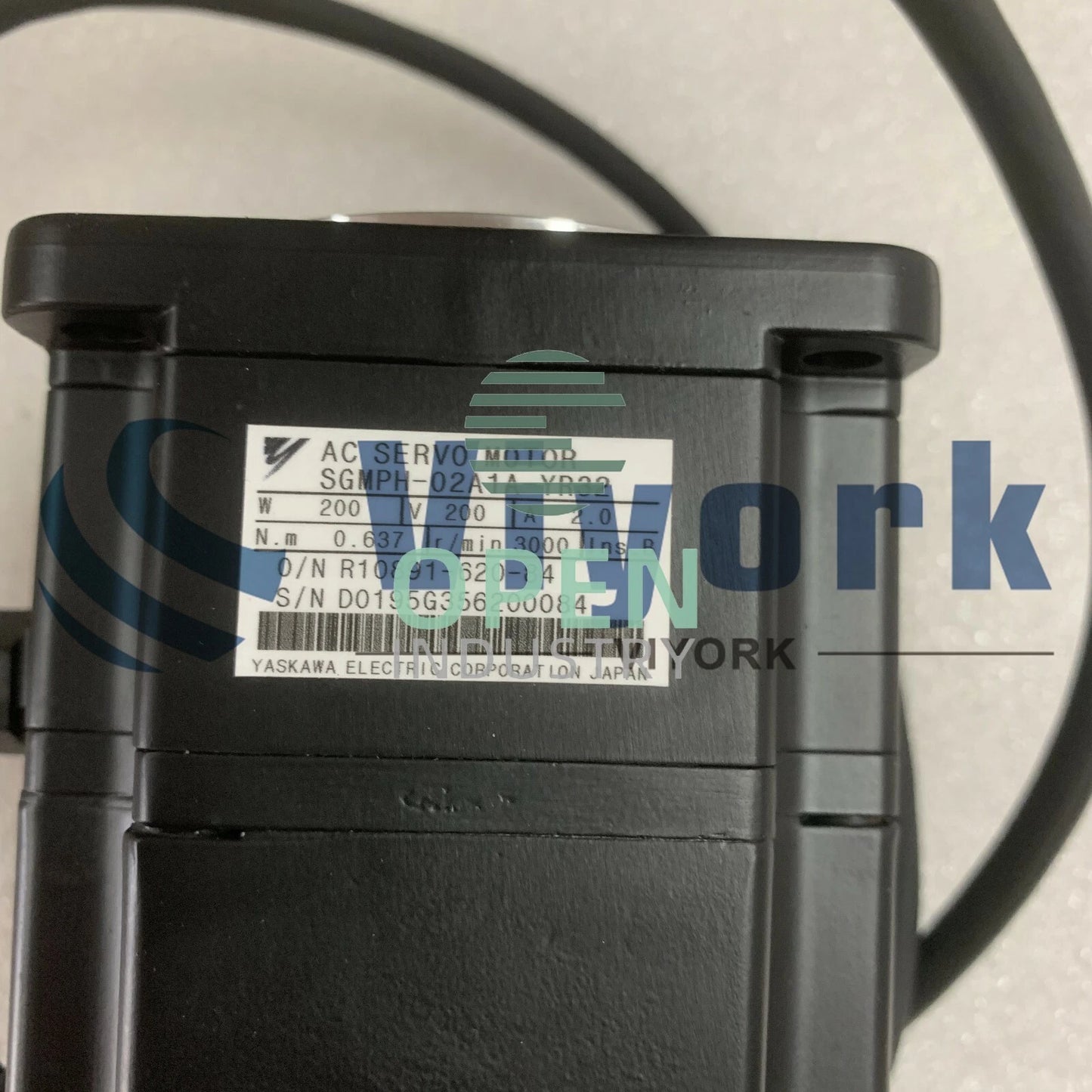 1PCS Yaskawa SGMPH-02A1A-YR32 AC SERVO MOTOR 200W 200V 2AMP 3000RPM