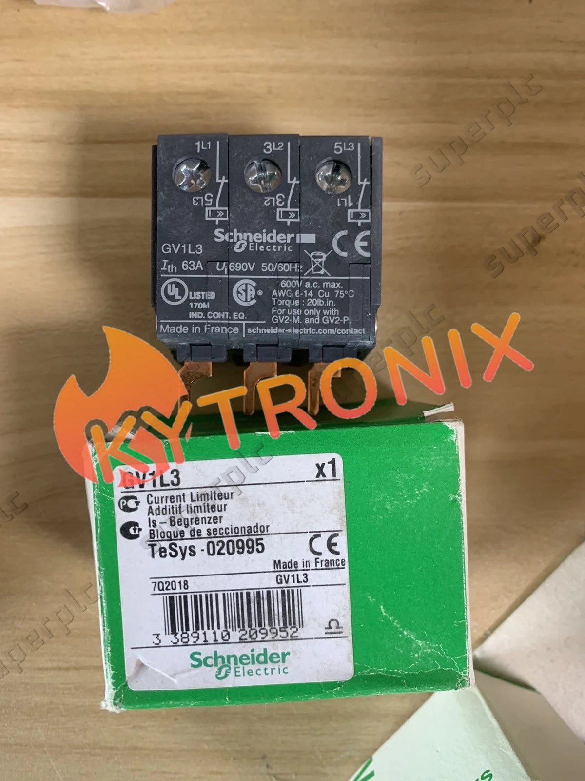 GV1L3 1 PCS Schneider free shipping
