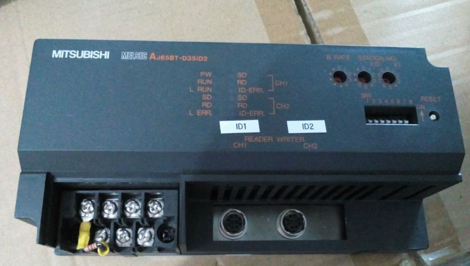 used ONE Mitsubishi AJ65BT-D35ID2 - MITSUBISHI