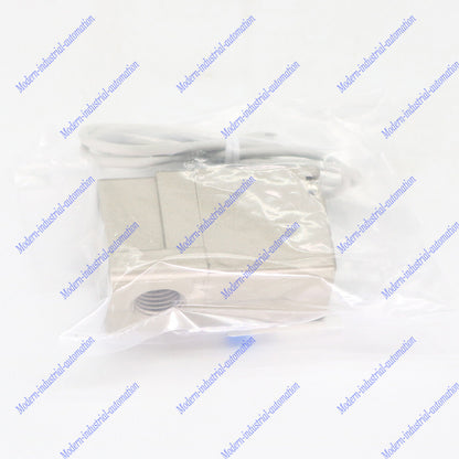 1PCS SMC VT301-025G Solenoid Valve - SMC
