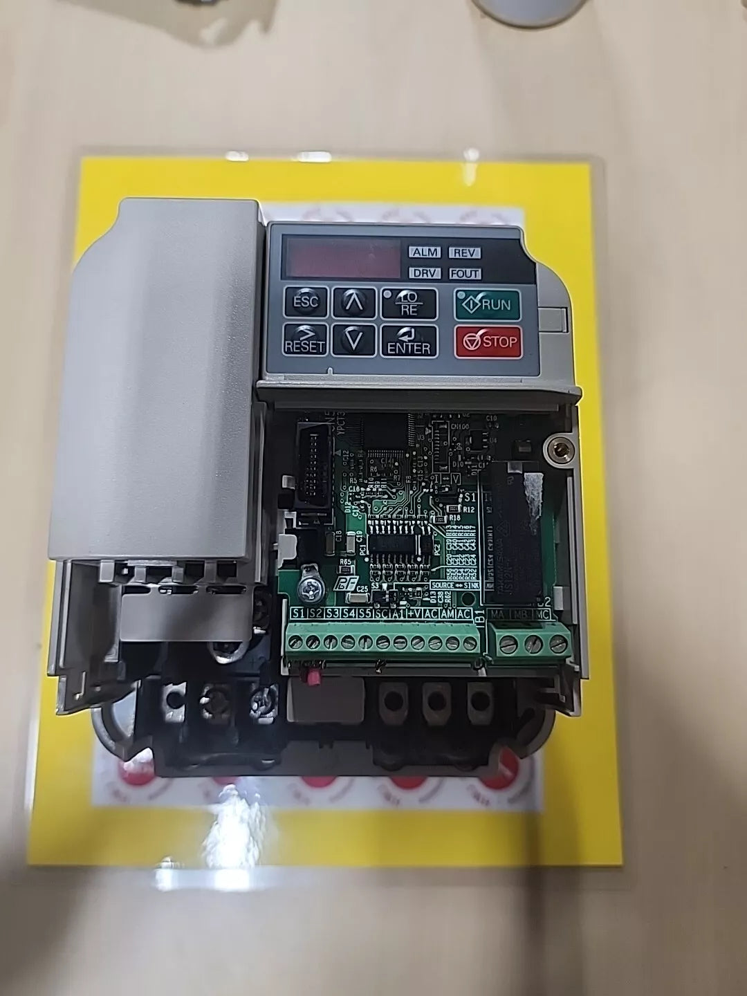 Yaskawa CIMR-JU4A0004BAA Frequency Drive, New - YASKAWA