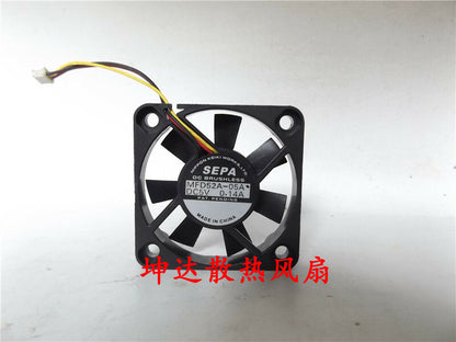 1pcs  SEPA MFD52A-05A 5V 0.14A 3-wire cooling fan