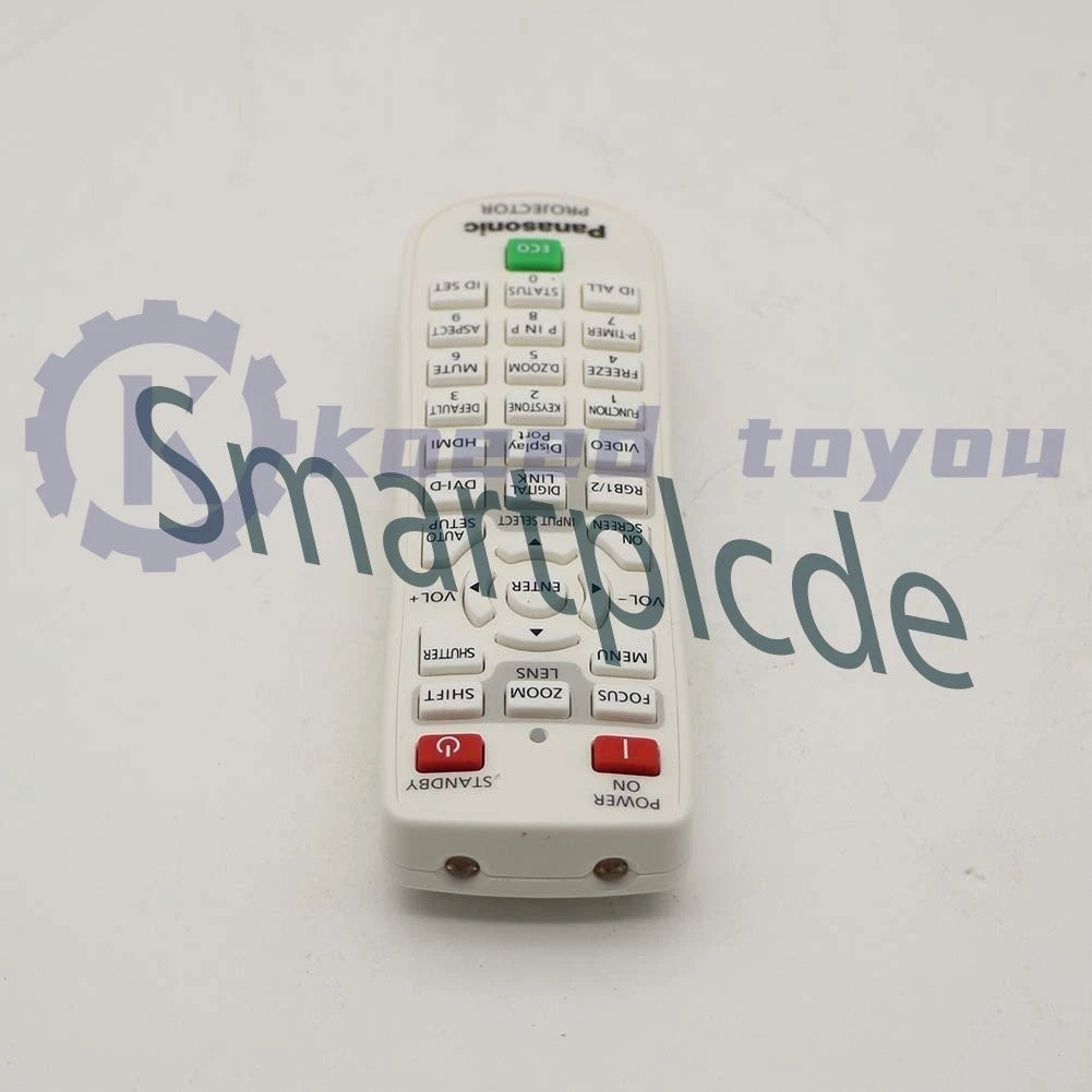1PCS Panasonic Projector PT-RZ120 PT-RZ660 Remote Control