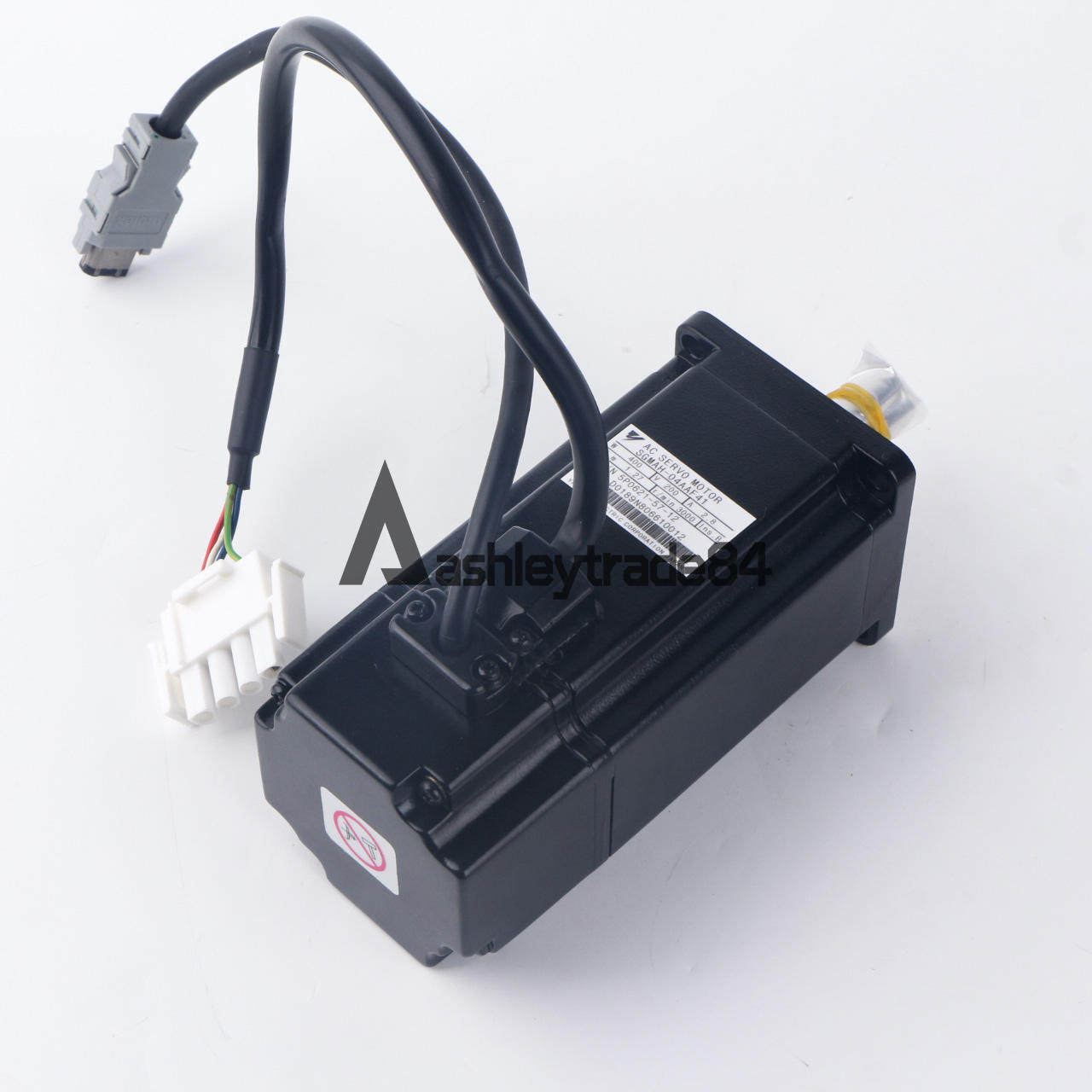 new 1PC  YASKAWA SGMAH-04AAF41 AC SERVO MOTOR