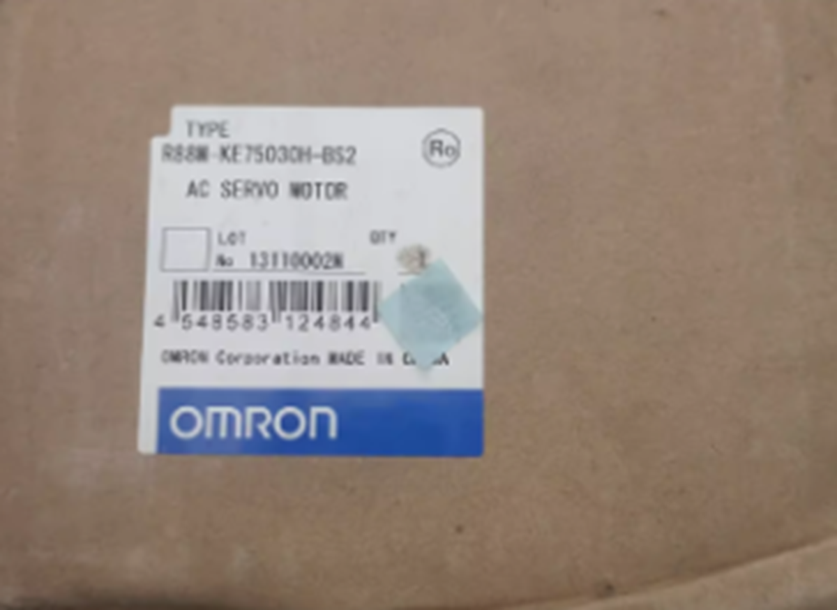 OMRON R88M-KE75030H-BS2 AC Servo Motor - OMRON