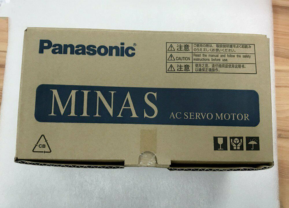 new 1PCS  For Panasonic AC Servo Motor MSMA081AJA One year